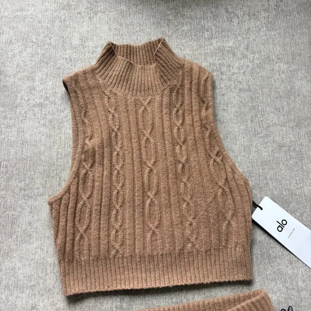 NWT Alo Yoga Winter Bliss Brown Cable Knit Crop Top and Matching Mini Skirt - Picture 3 of 5